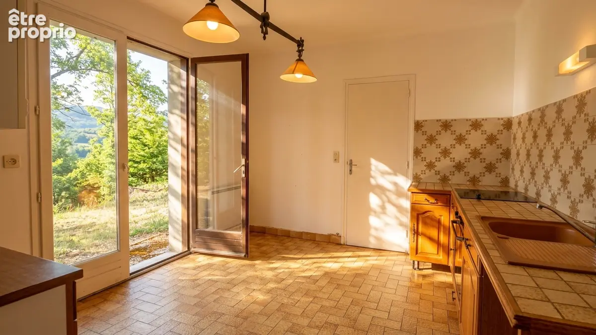 Maison T4 de plain-pied avec vue panoramique et fort potentiel, Vallée du Lot - photo 6
