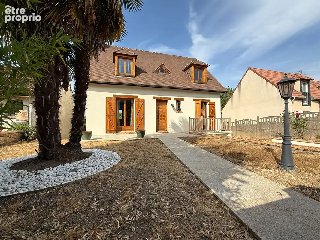 Maison à RIS-ORANGIS