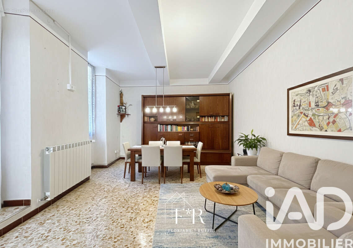 Photo 5 - Maison à ENTRAIGUES-SUR-LA-SORGUE