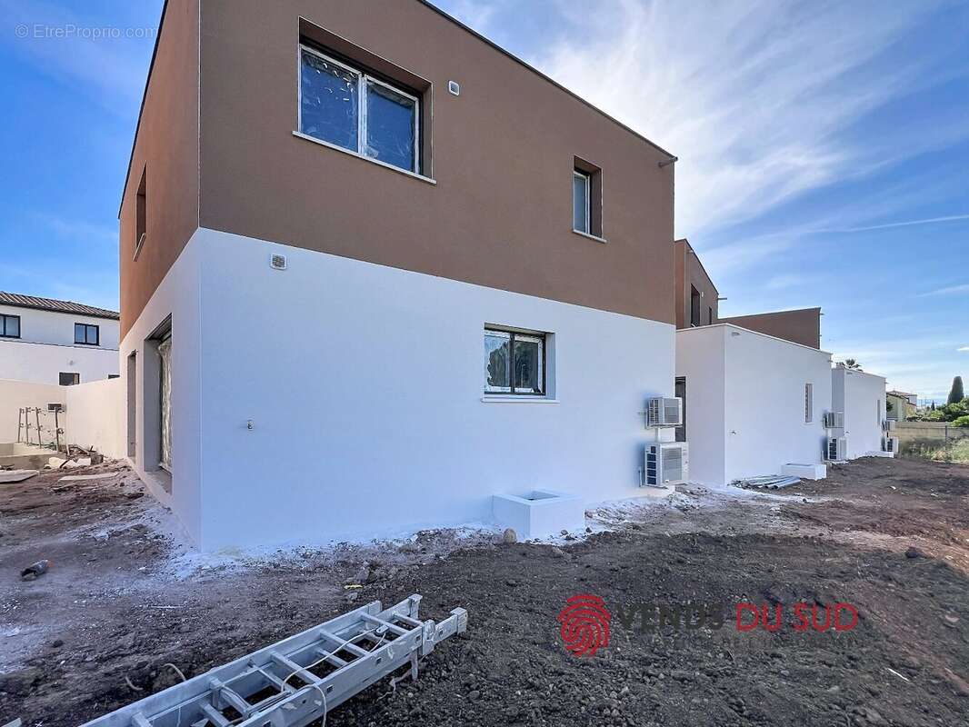 AGDE quartier à l'orée du Golf du Cap - Villa  T4 avec jardin et piscine - Normes RE 2020 - photo 11