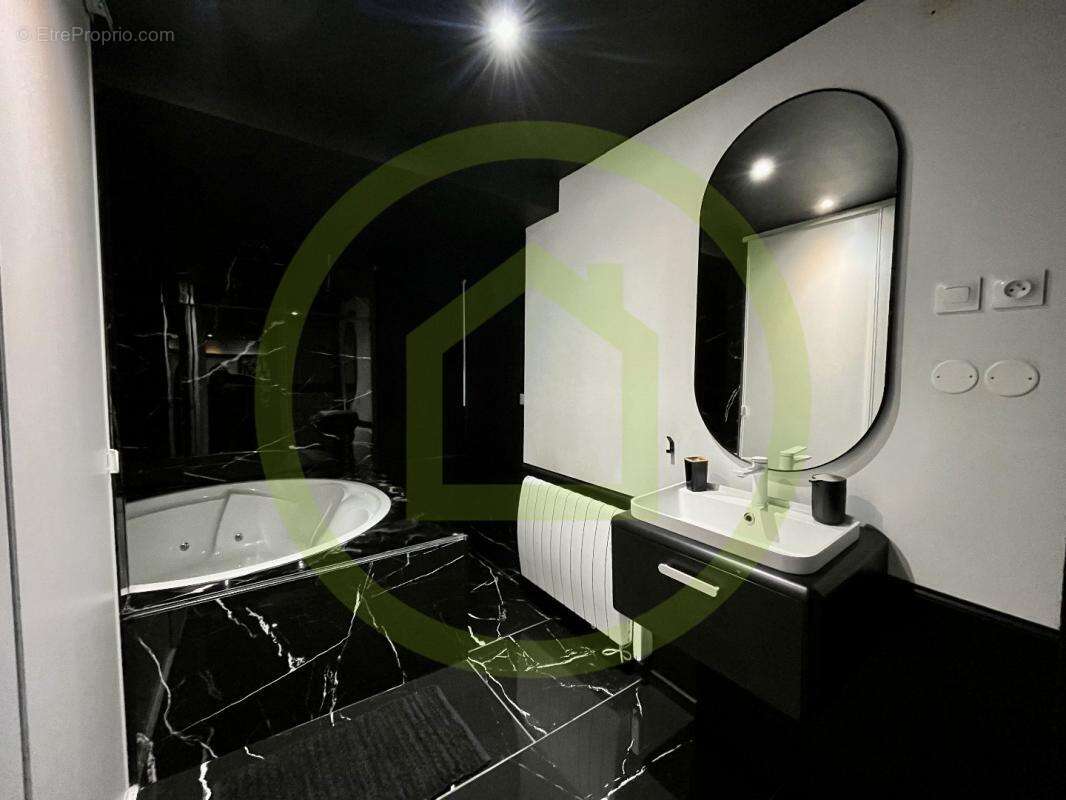 Maison à FRESNES-SUR-ESCAUT