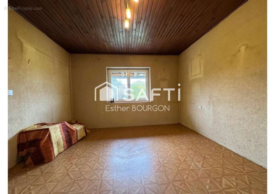 Photo 9 - Maison à VILLERS-FARLAY