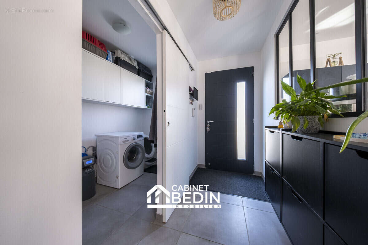 Maison 94 m² à Saint-Orens-De-Gameville  - photo 7