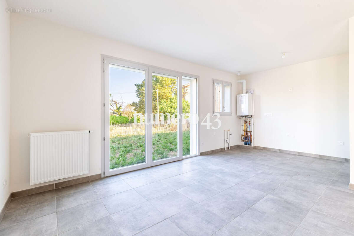 Maison 68 m² à Nerigean  - photo 5