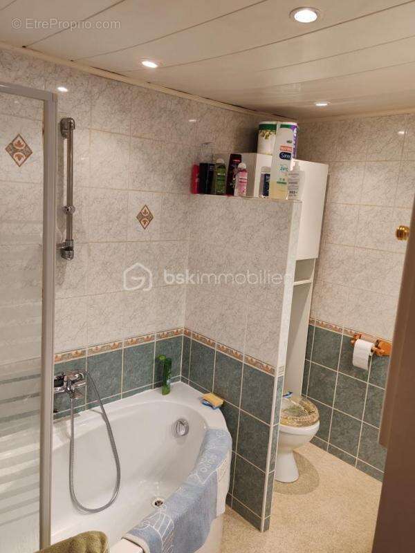 Maison à MARSAC-EN-LIVRADOIS