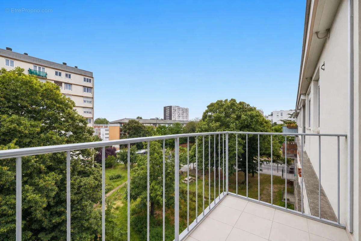 Appartement à BAGNOLET