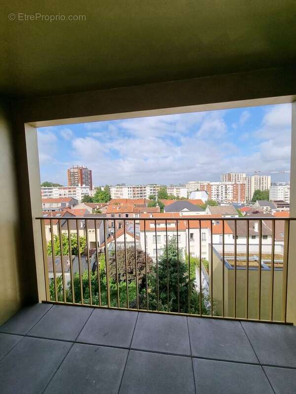 Appartement 54 m² à Romainville  - photo 4