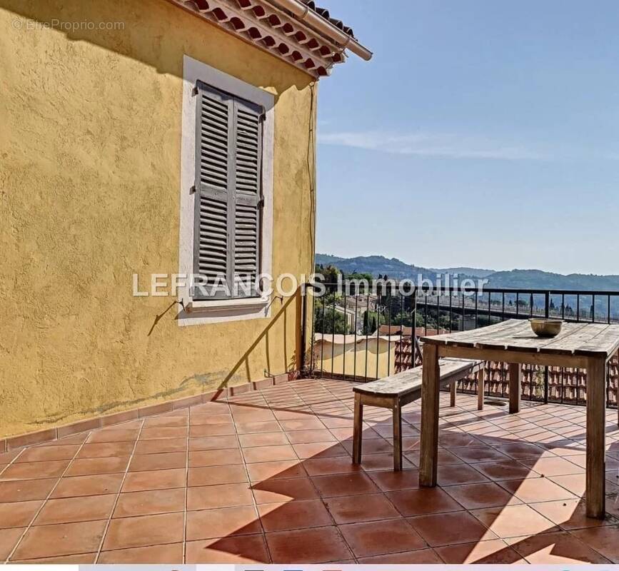 Appartement à GRASSE
