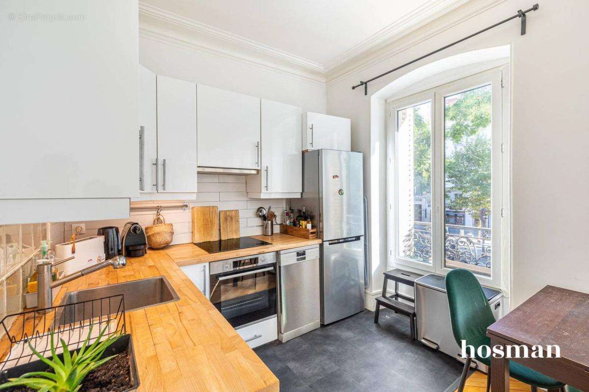 Appartement à PARIS-10E
