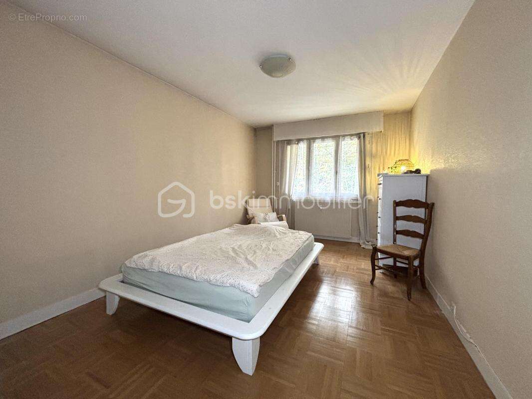 Appartement lumineux au cœur d'Avon avec doubles balcons - photo 8
