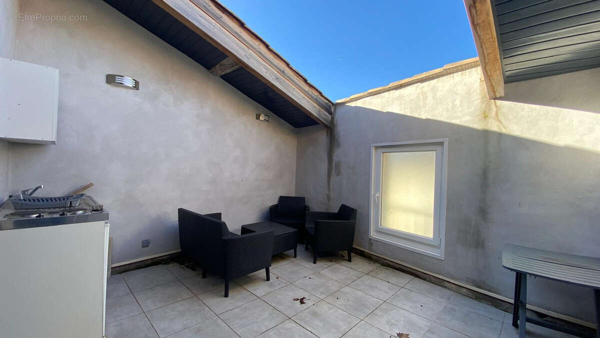 Maison à CREISSAN