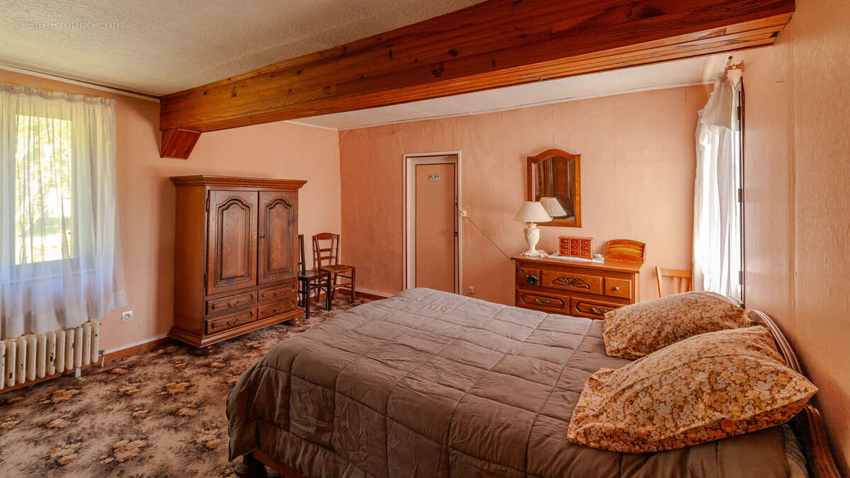 Maison à MONT-CAUVAIRE