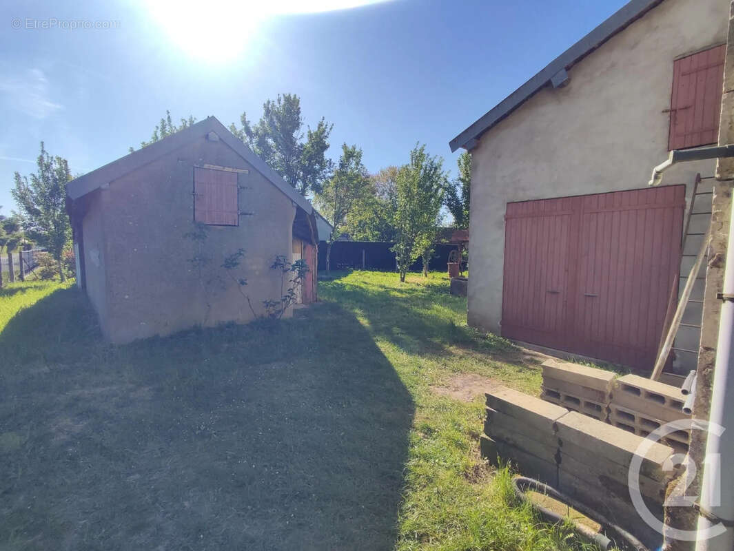 Maison à COSNE-COURS-SUR-LOIRE