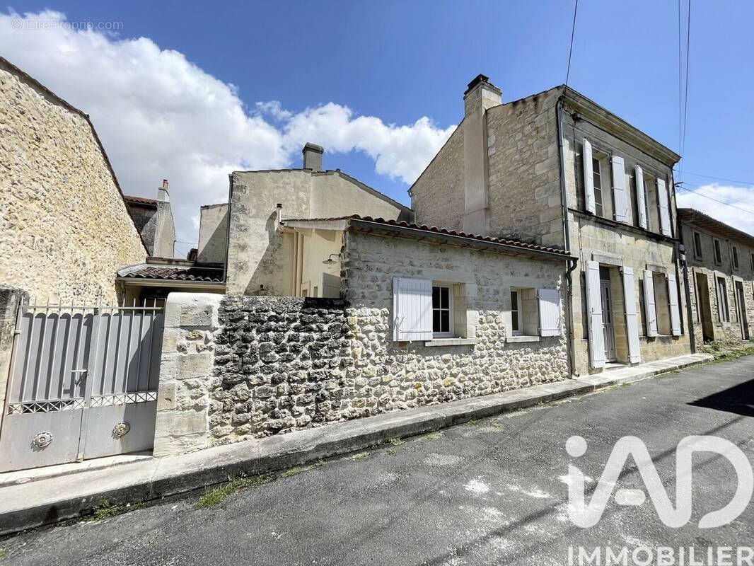 Photo 1 - Maison à SAINT-CHRISTOLY-MEDOC