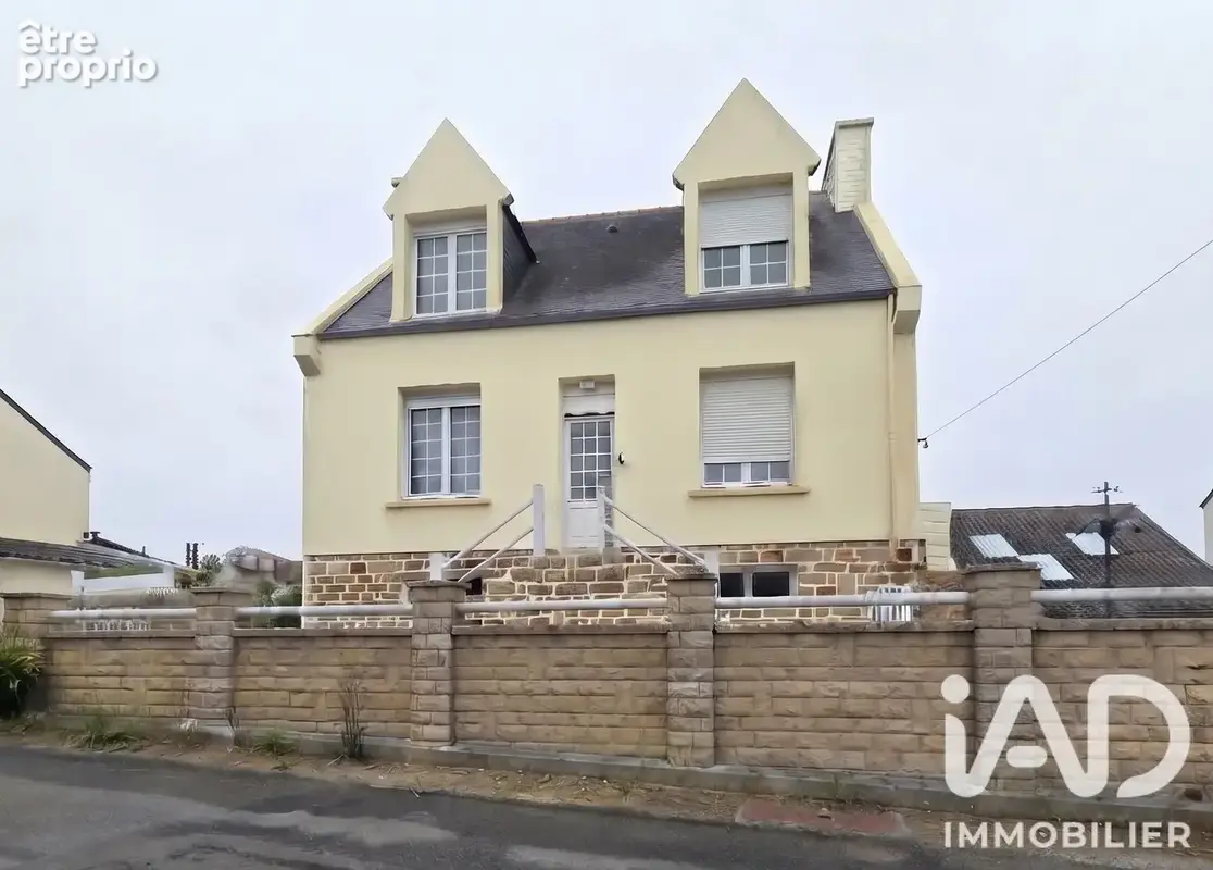Photo 1 - Maison à SAINT-PABU