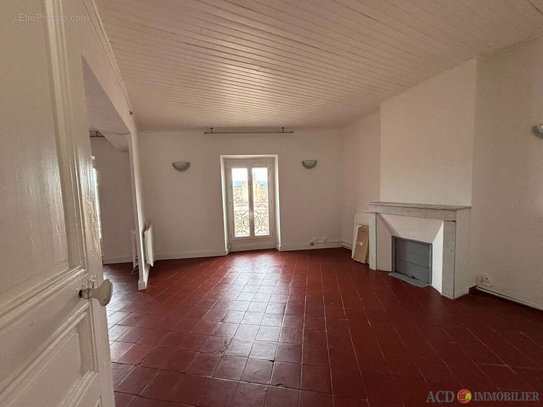 Appartement à VELAUX