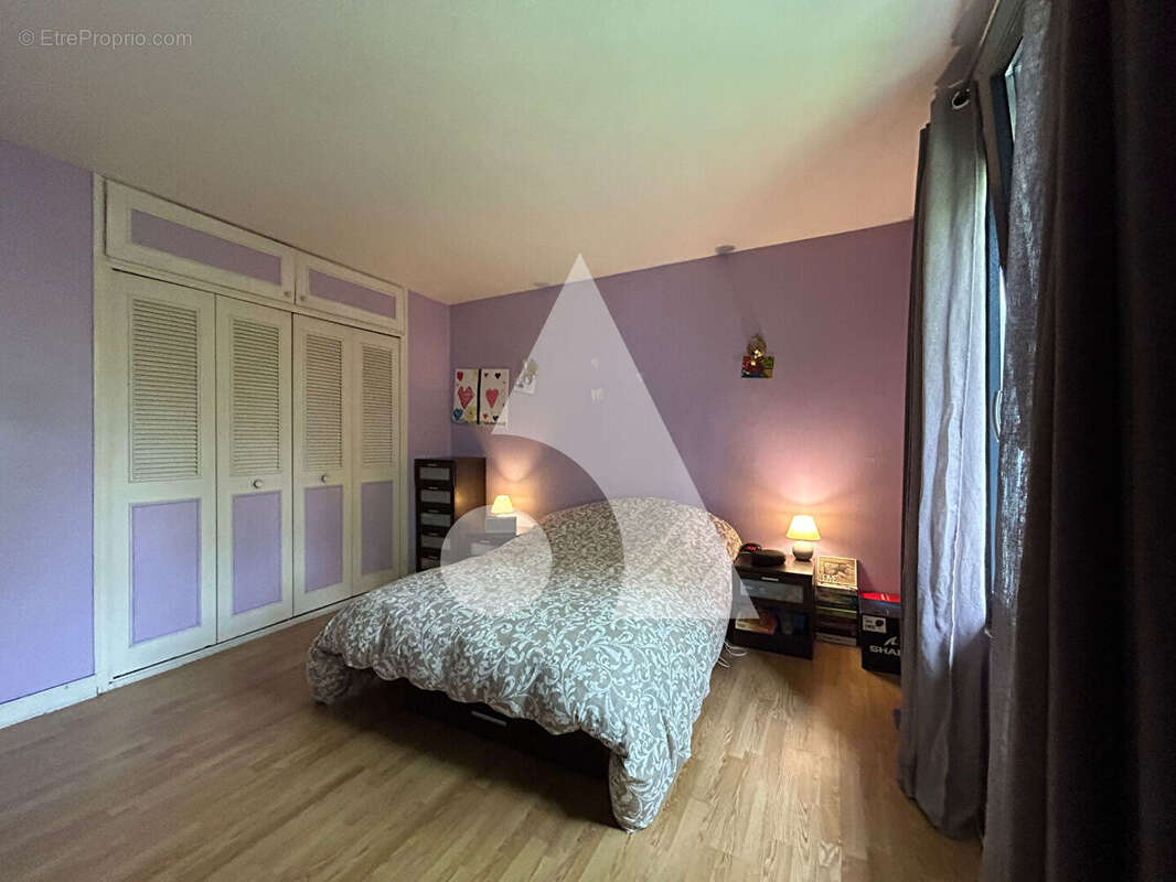 Maison à QUINCY-VOISINS