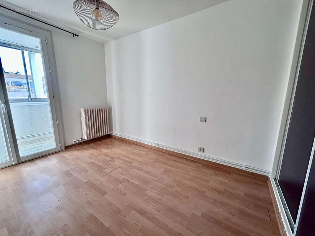 Appartement Montpellier  Parc Montcalm -T4  93 m2 - photo 6