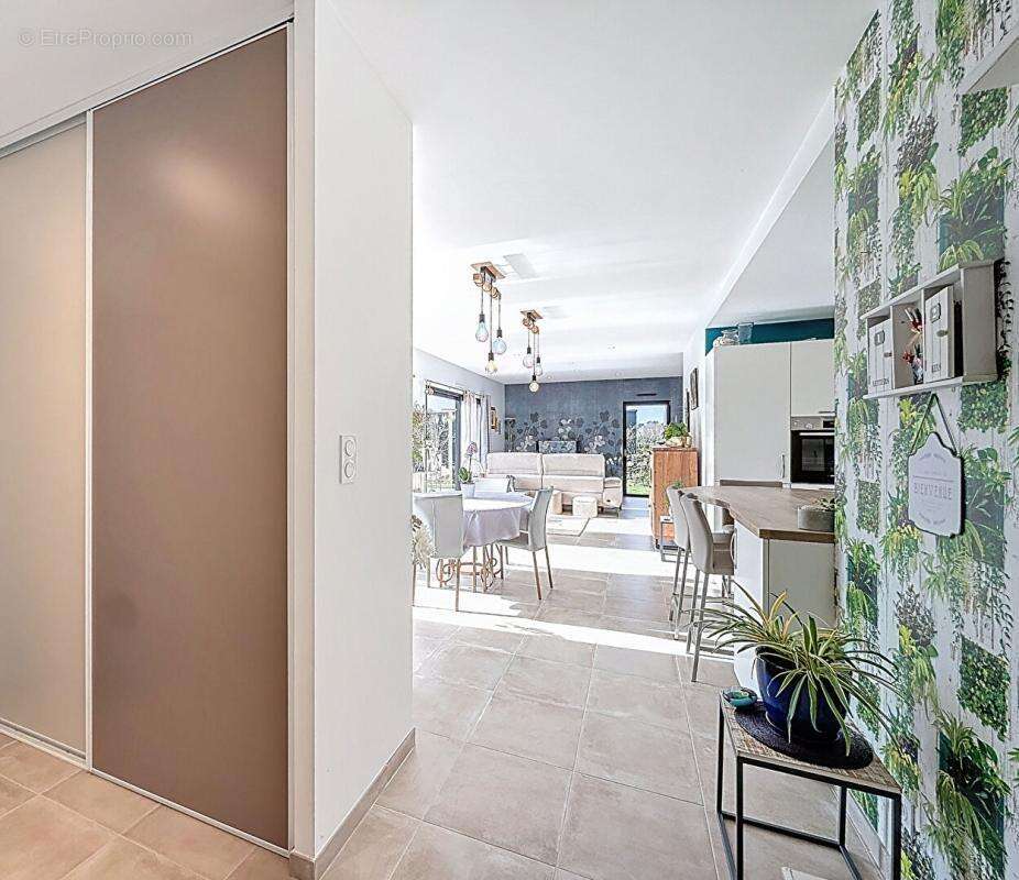 Maison d'architecte à seulement 10 minutes de la Gare de Vannes - photo 5