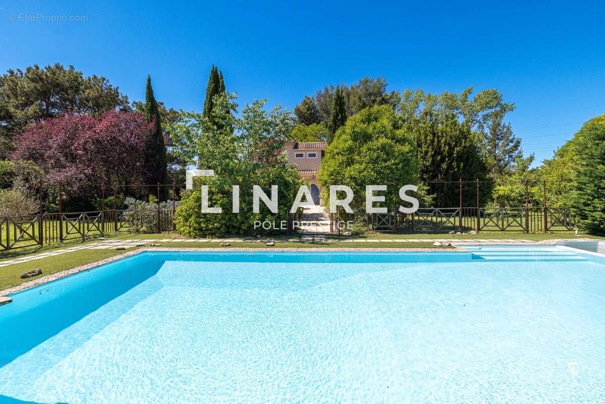 L'AURÉA - Maison familiale de  308m2 avec dépendance et piscine - 13320 BOUC BEL AIR - photo 4
