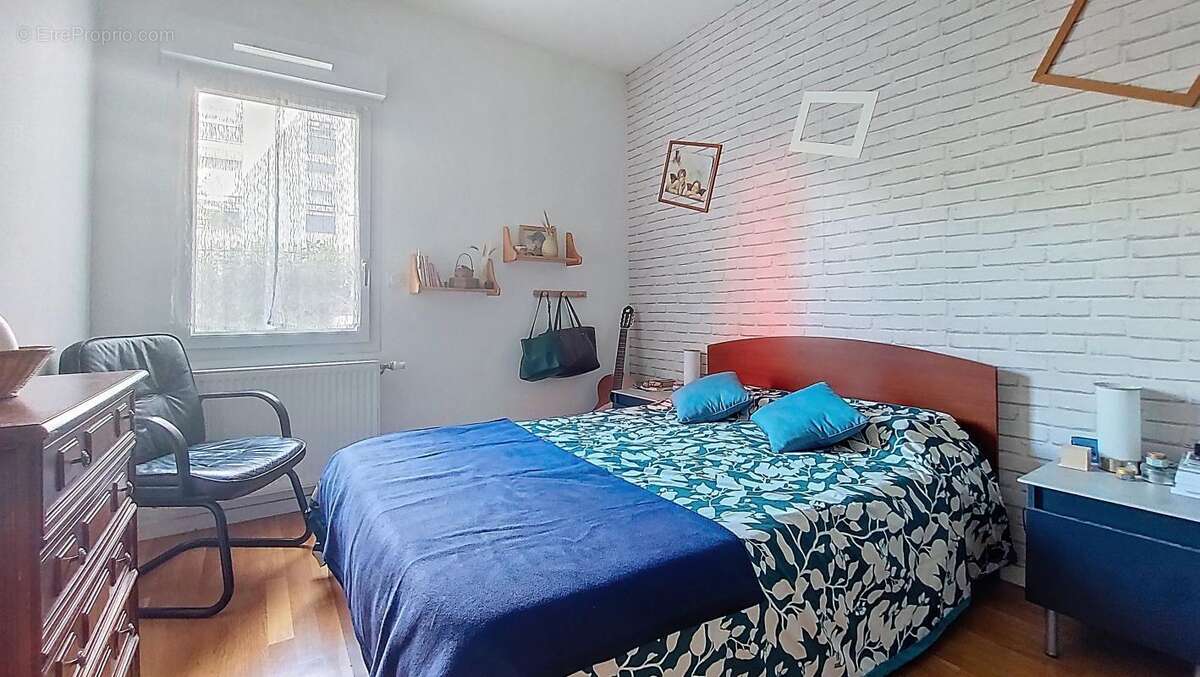 Appartement à MEYZIEU