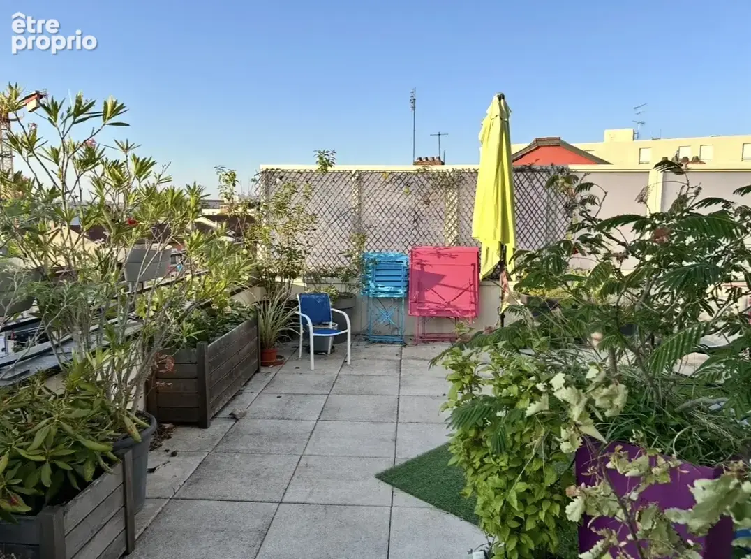 Bel appartement t 4 en rooftop - photo 5