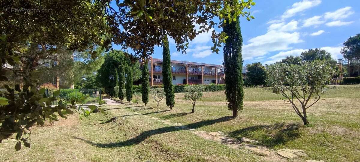 Appartement à FREJUS