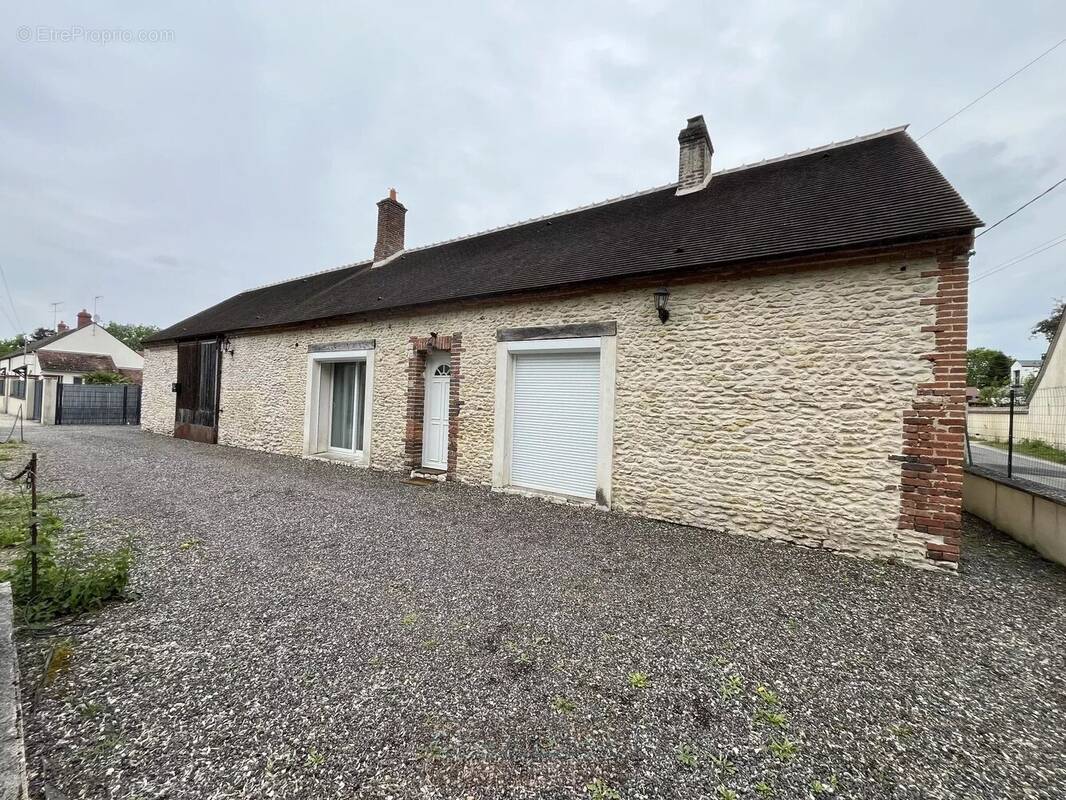 Maison à VILLEMANDEUR