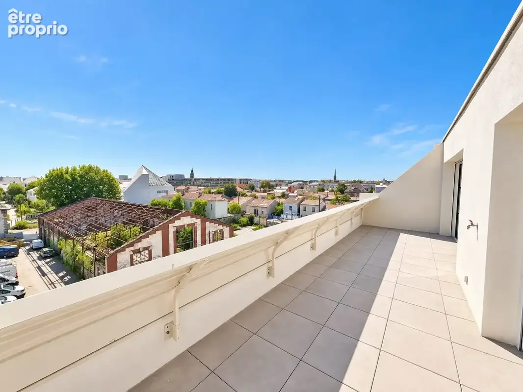 Appartement 4 pièces 107 m² à vendre à Bordeaux (33000) - photo 2