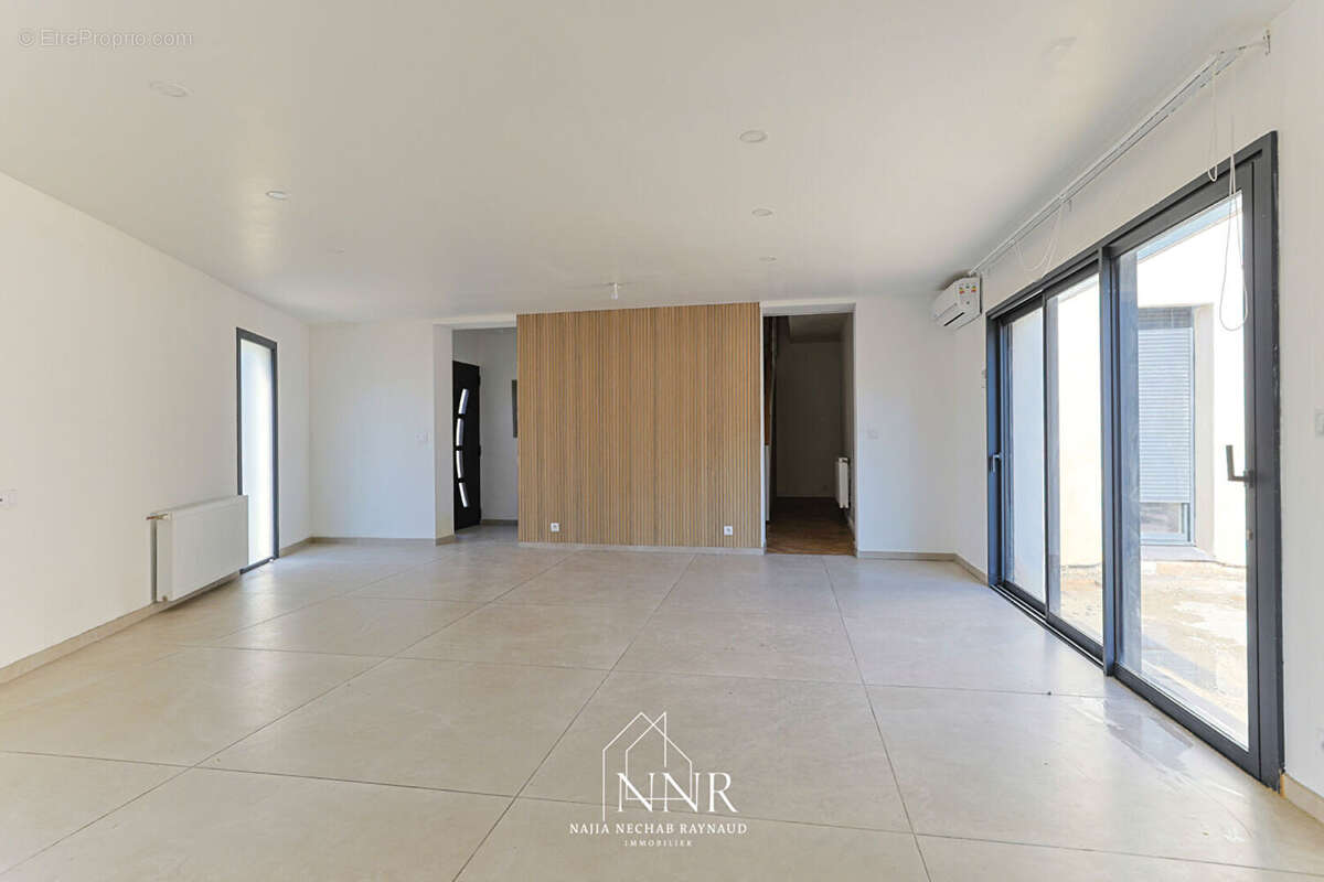 Maison à PRADES-LE-LEZ