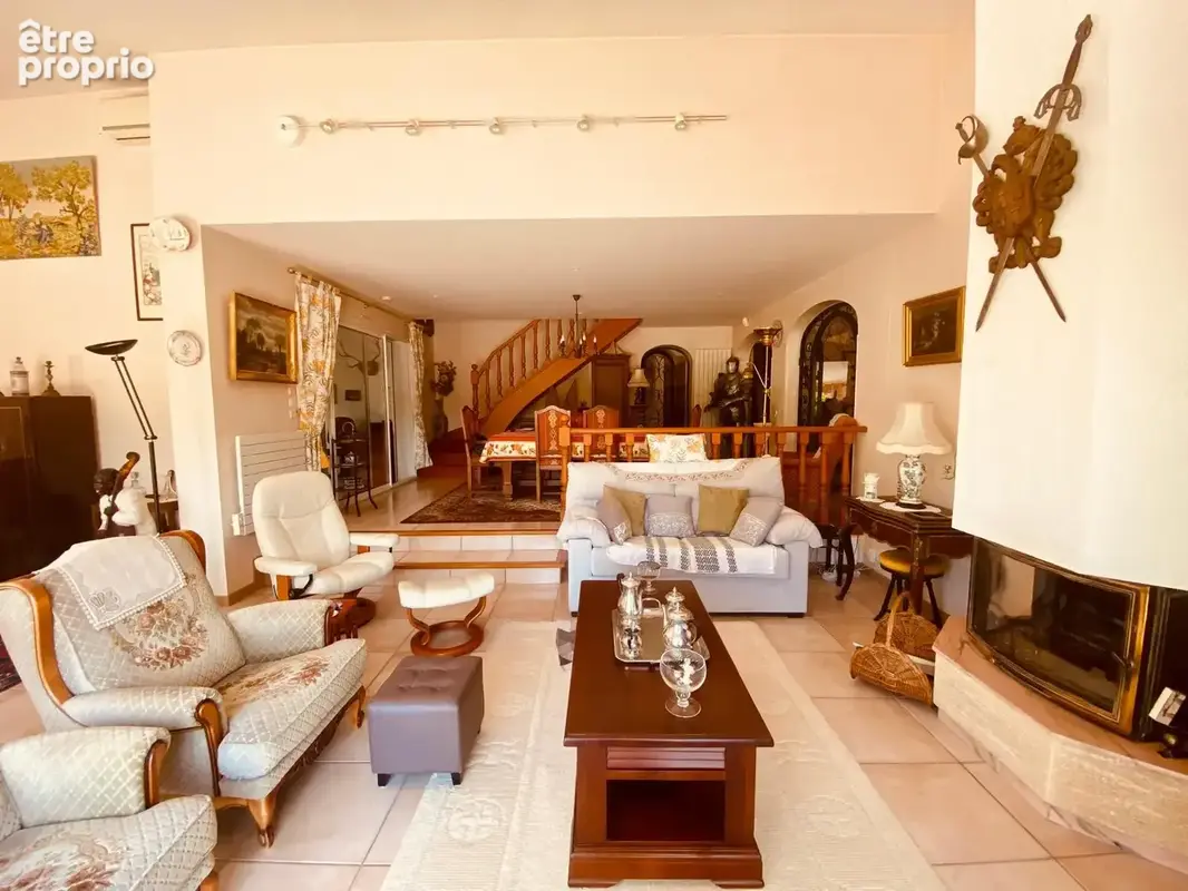 Le Boulou : magnifique villa d’architecte quartier résidentiel grande parcelle avec piscine ! - photo 16
