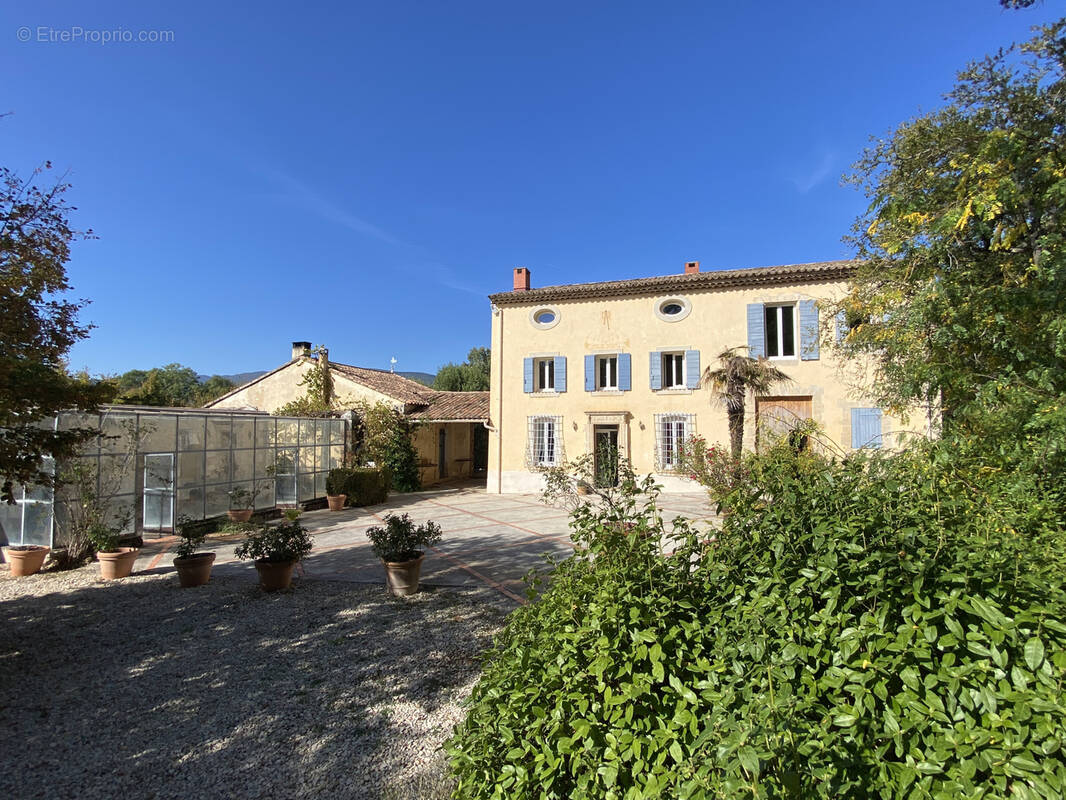 Autre à GRAMBOIS