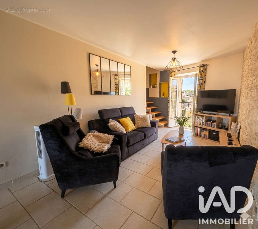 Maison 110 m² à Lussan  - photo 7