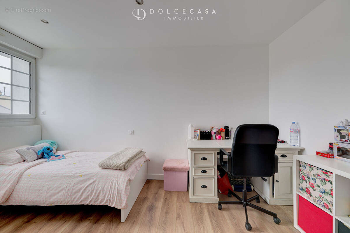 Maison à LE PERREUX-SUR-MARNE