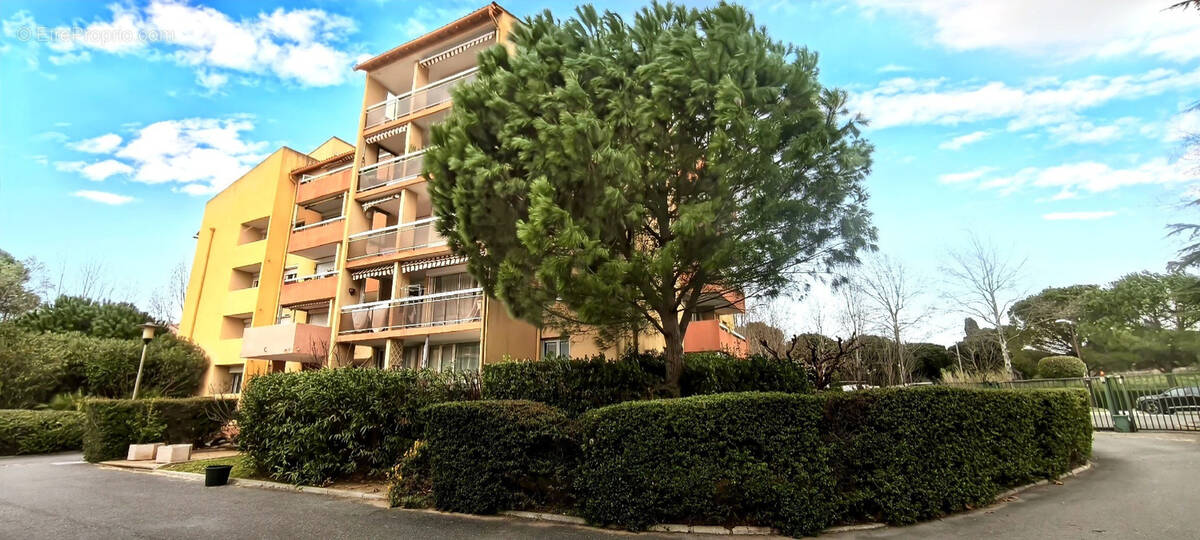 Appartement à FREJUS
