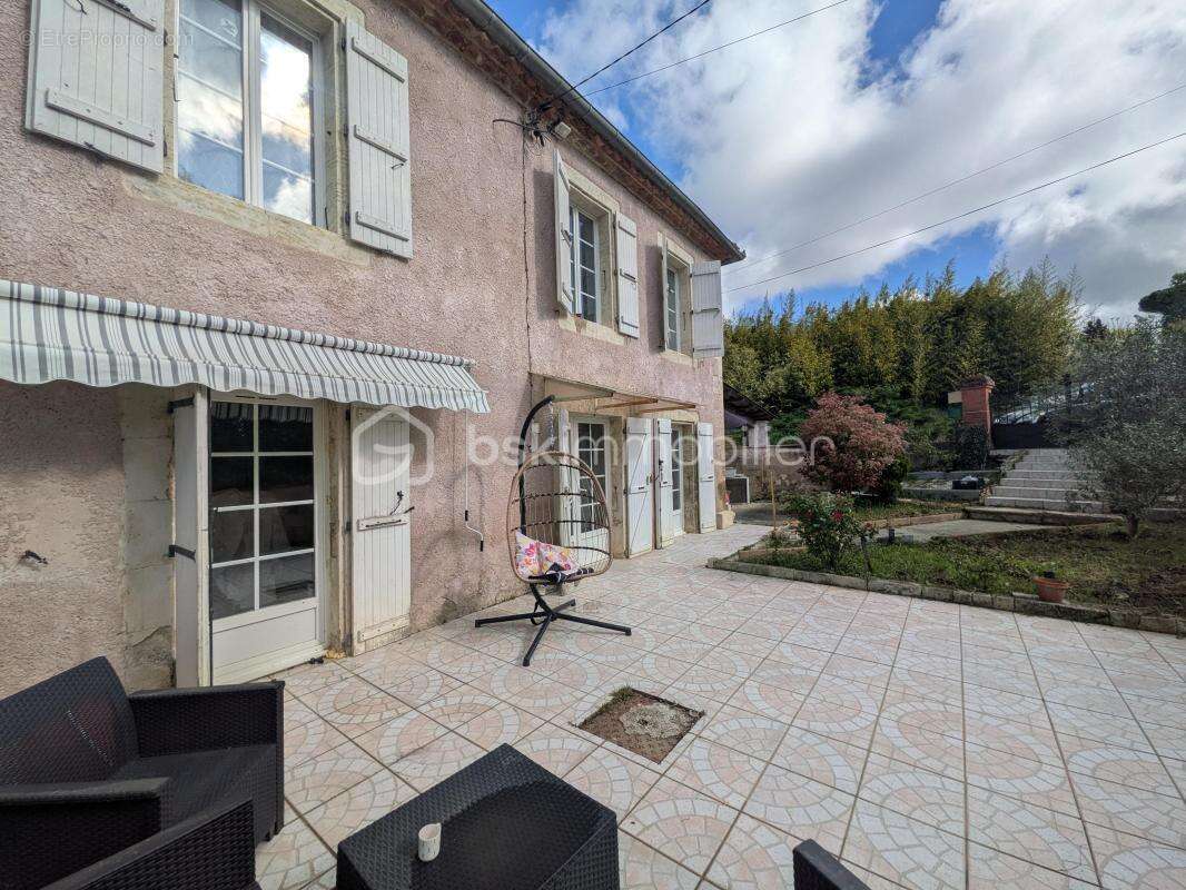 Auch - Maison en pierre rénovée – 3 chambres – - photo 2