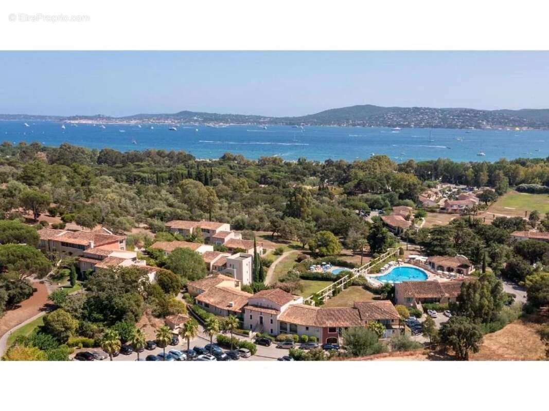Appartement à GRIMAUD