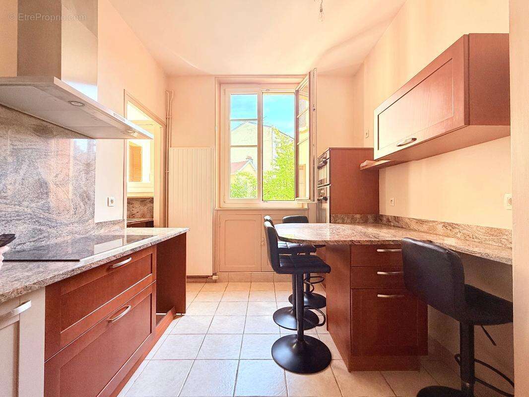 Appartement T6 à Dijon quartier Wilson, balcon, cave, DPE : D - photo 8