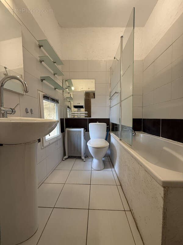 Maison à SAINTE-ANASTASIE