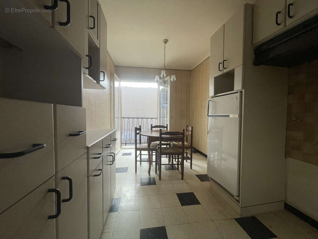 Maison à SAINT-BAUZILLE-DE-LA-SYLVE