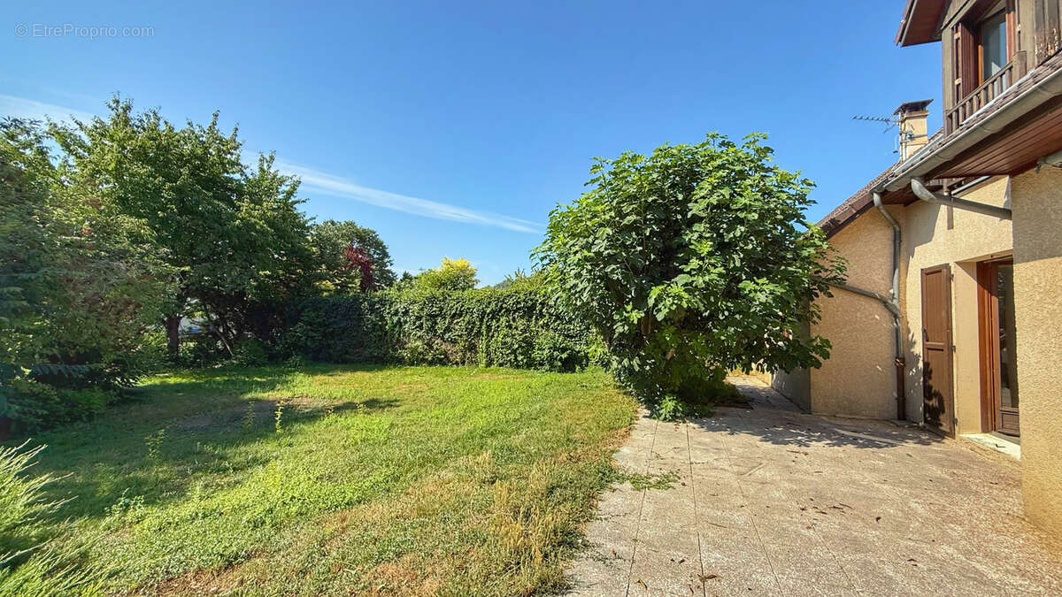 TULLINS, maison 165 m2 avec terrain - photo 22
