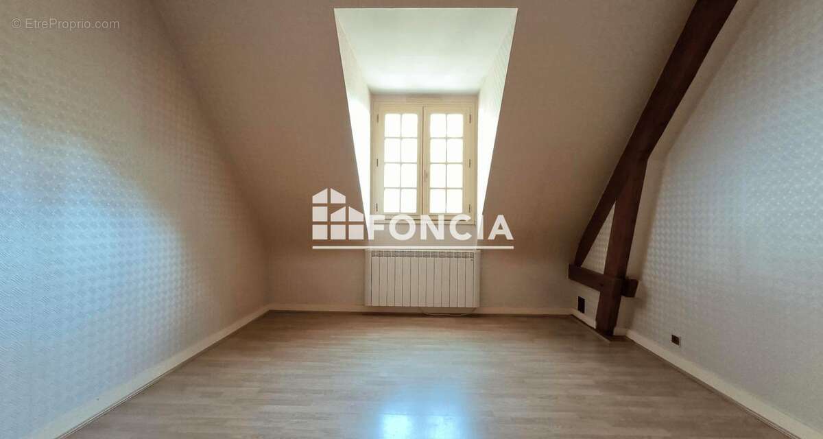 Maison d'architecte et dépendances troglodytes - photo 11