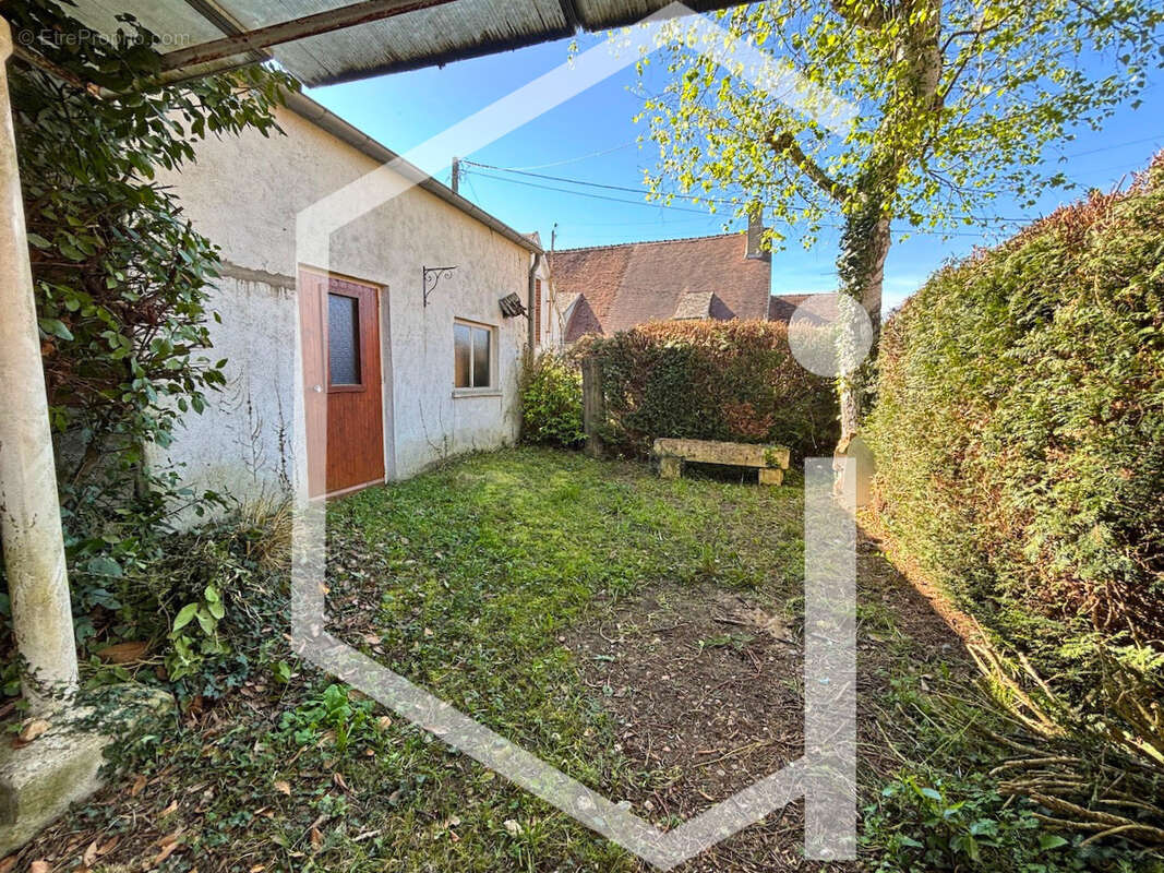 Maison à COSNE-COURS-SUR-LOIRE