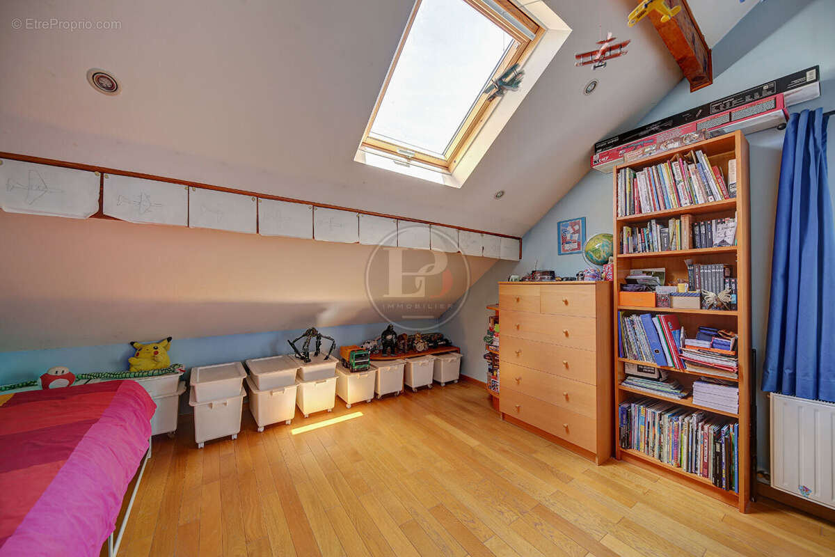 Superbe Maison familiale - 4 Chambres - Centre Ville - photo 10