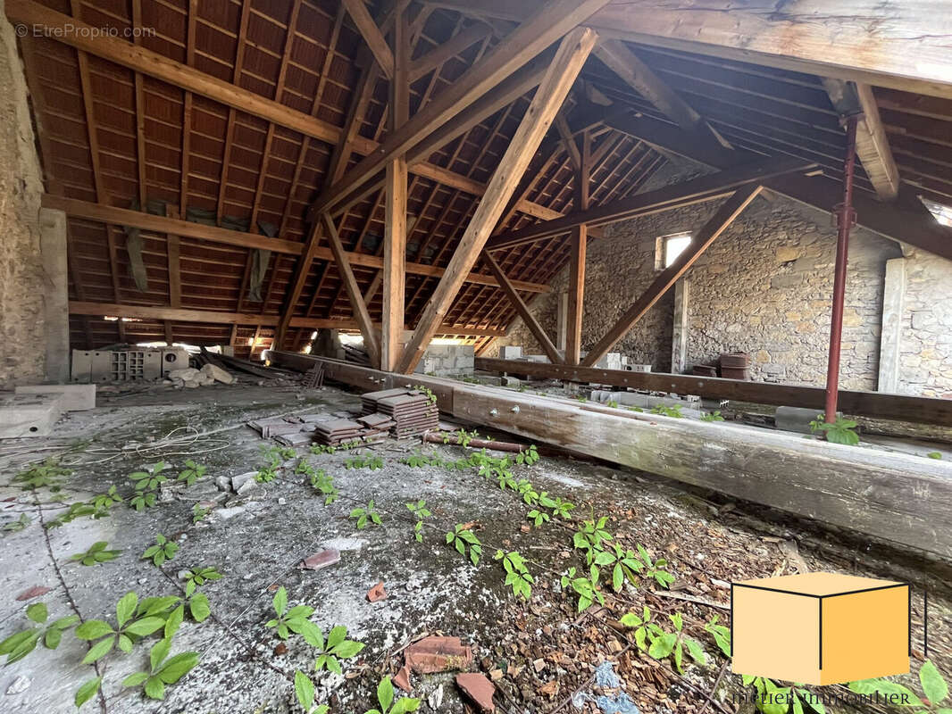 Appartement à BELLEY