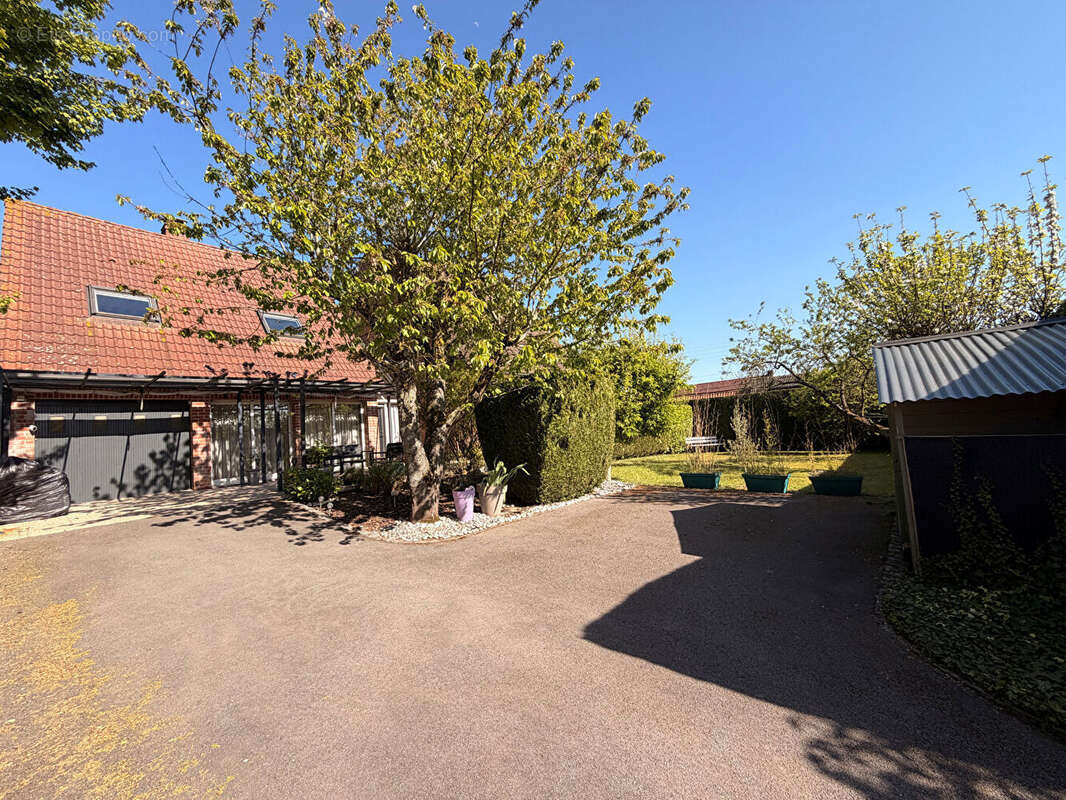 Maison à ALLOUAGNE