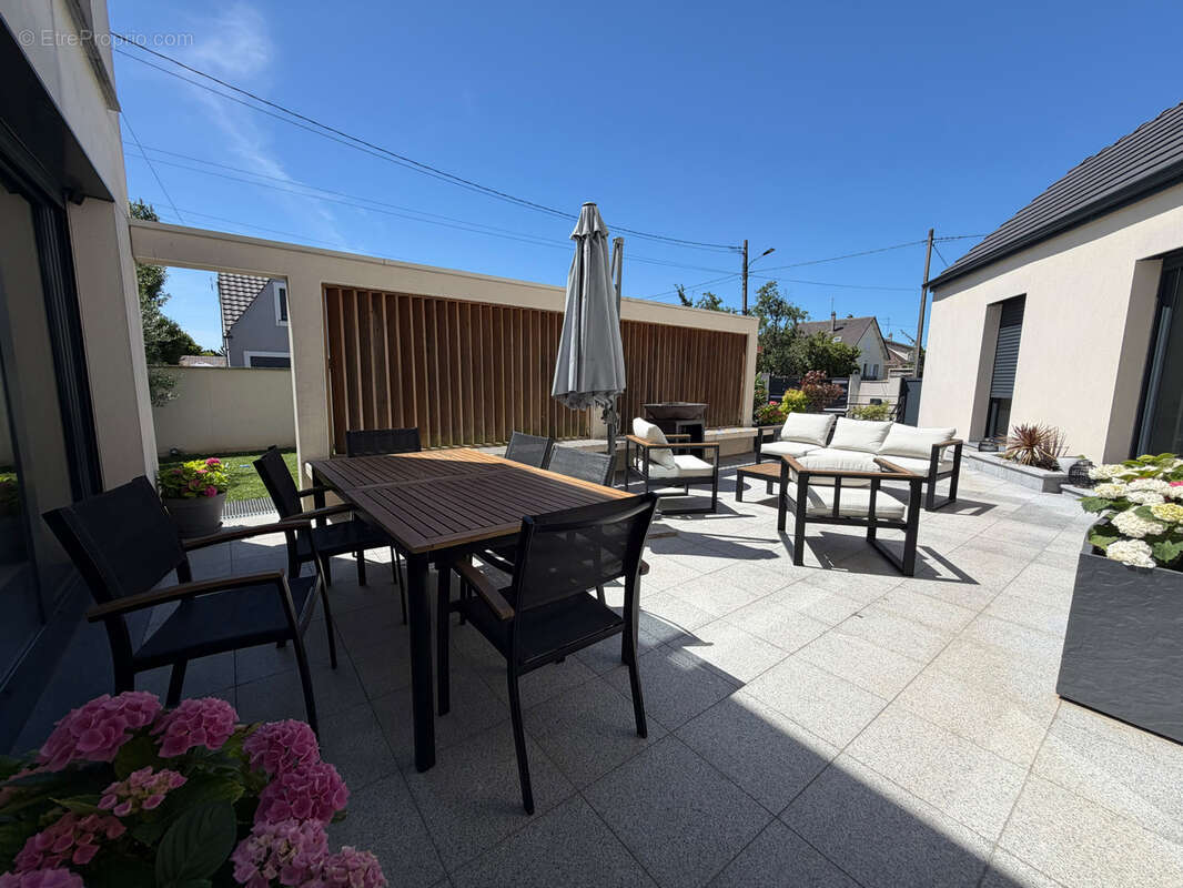 Maison à MITRY-MORY