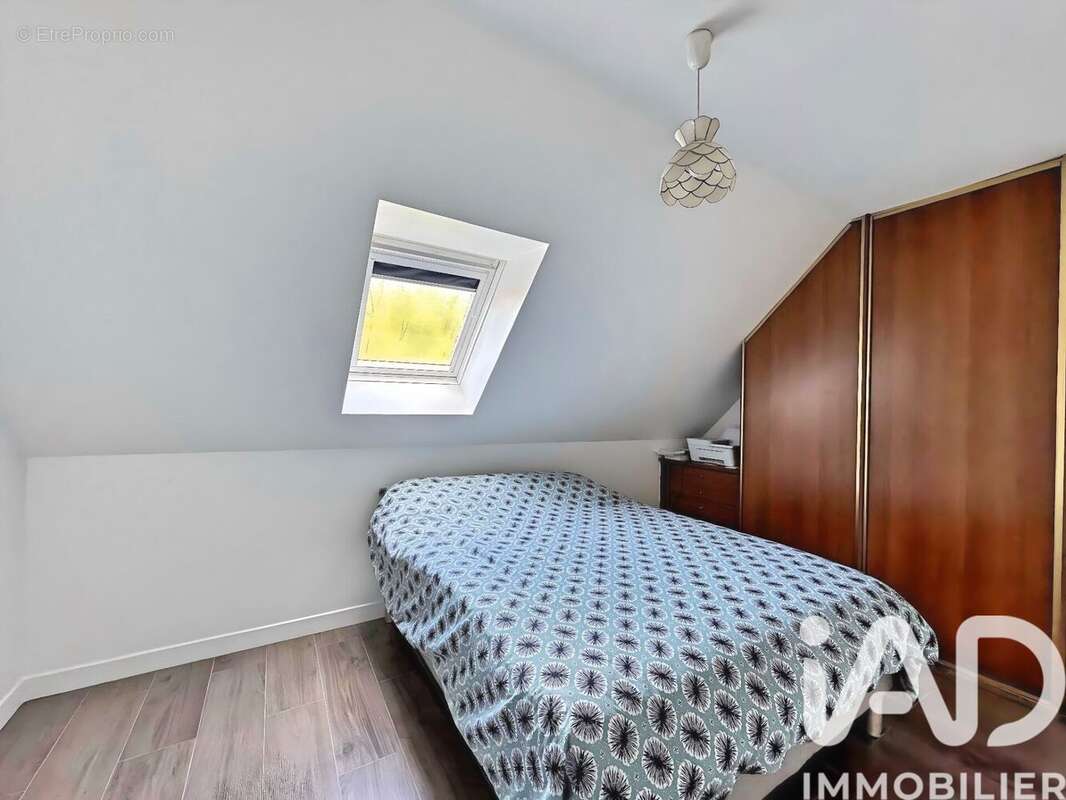 Maison 144 m² à Puiselet-Le-Marais  - photo 8