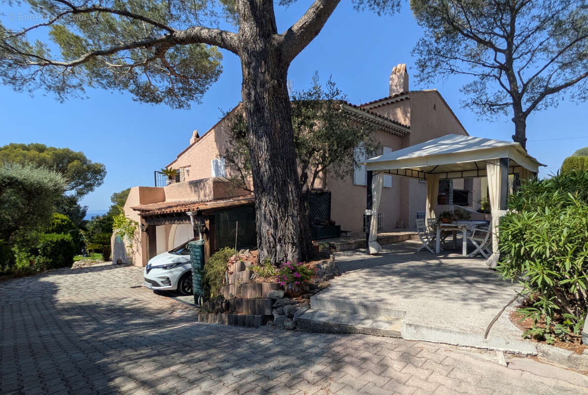 Maison à SAINT-RAPHAEL