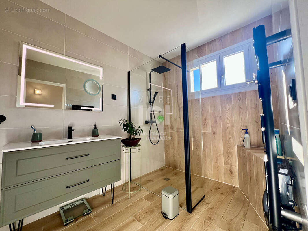 Maison à TREILLIERES